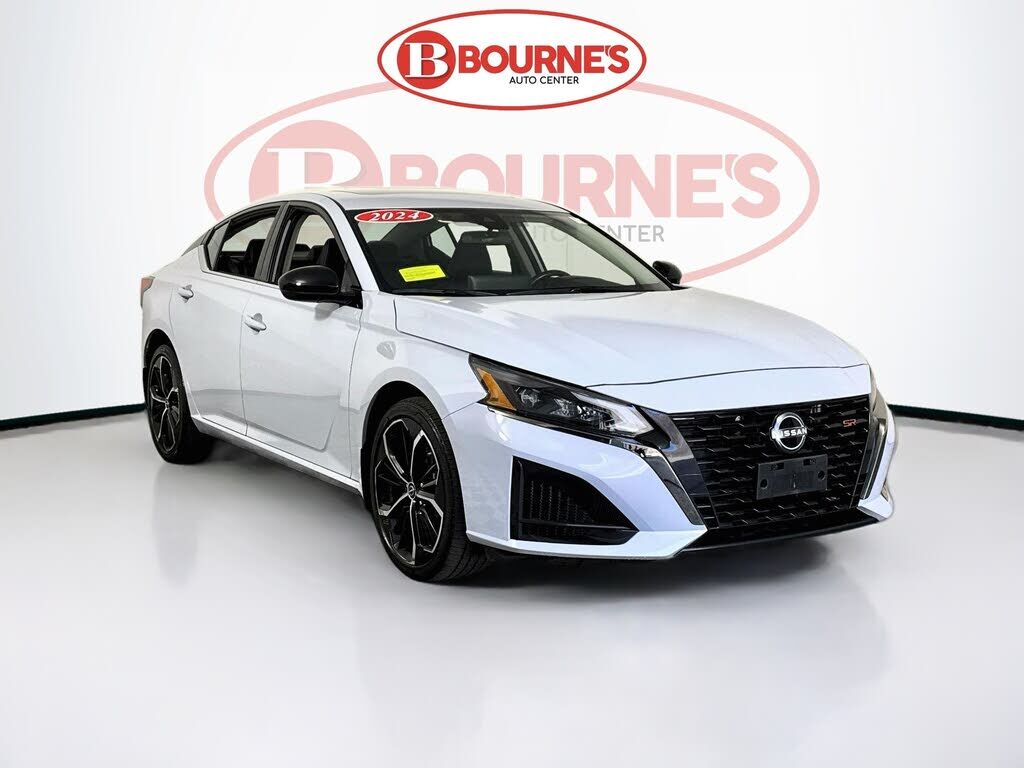 2024 NISSAN Altima