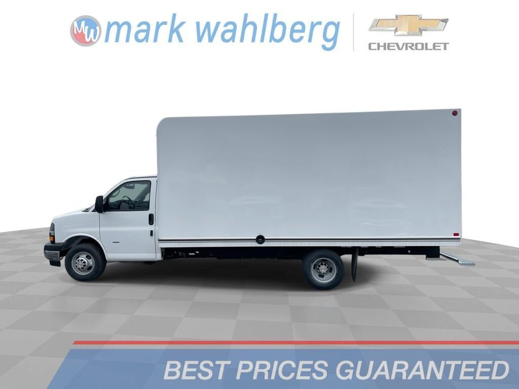 2025 CHEVROLET Express