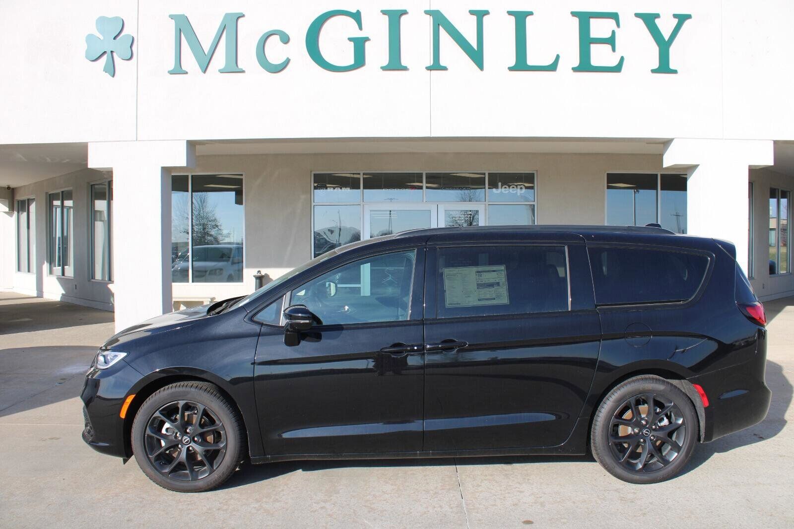 2026 CHRYSLER Pacifica