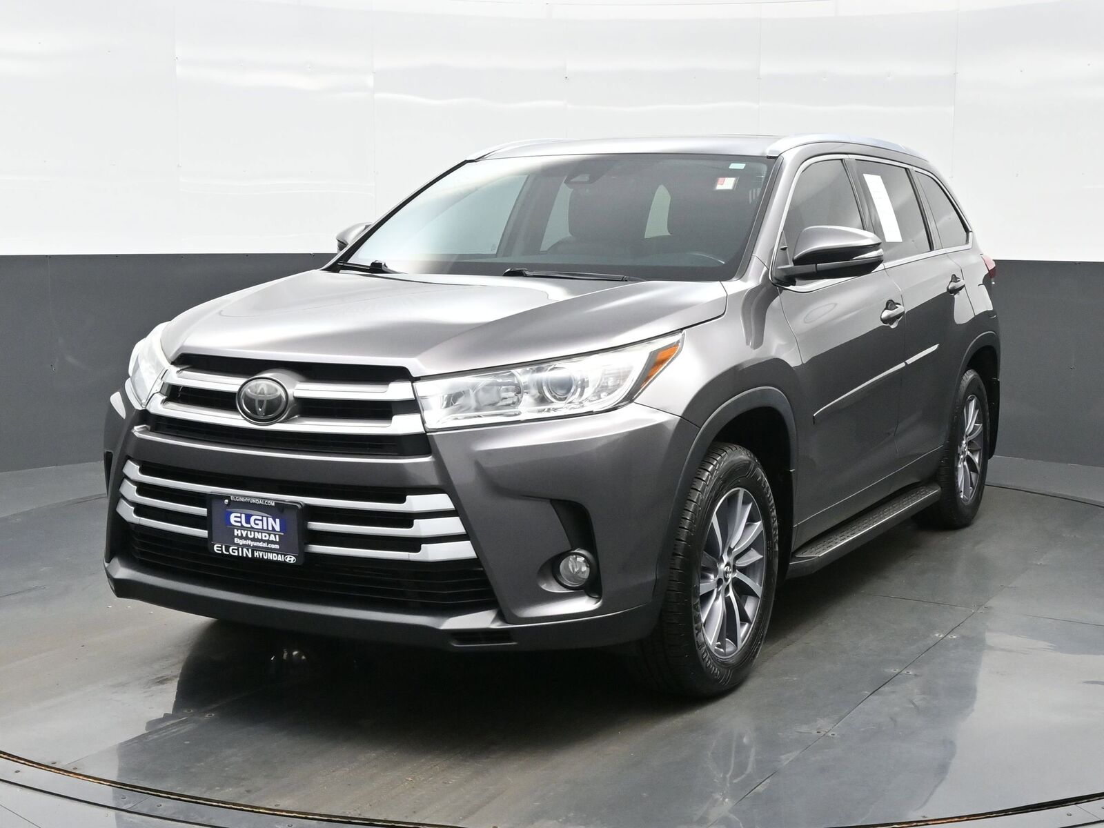 2019 TOYOTA Highlander