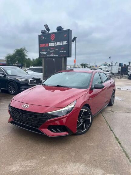 2022 HYUNDAI Elantra