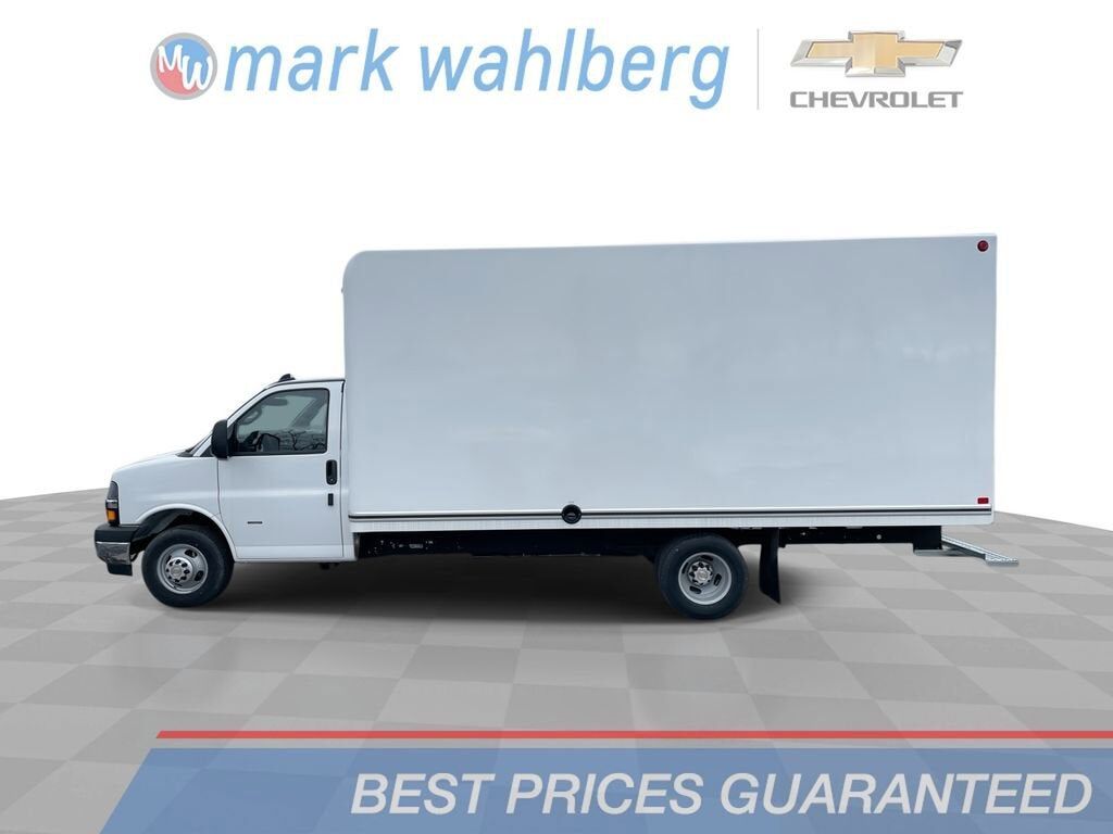 2025 CHEVROLET Express