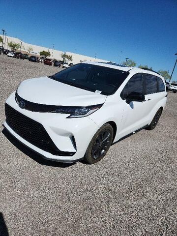 2025 TOYOTA Sienna