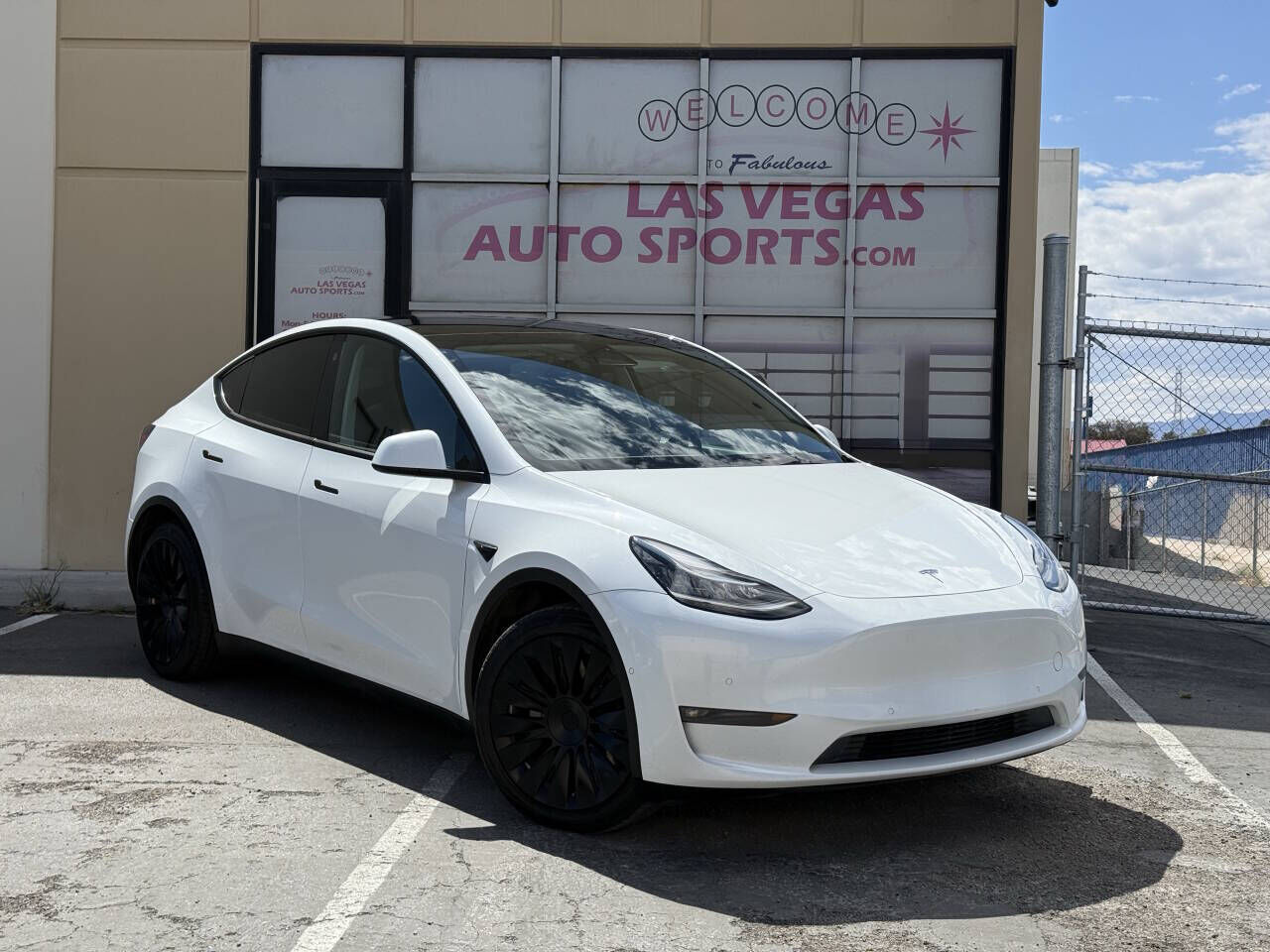 2022 TESLA Model Y