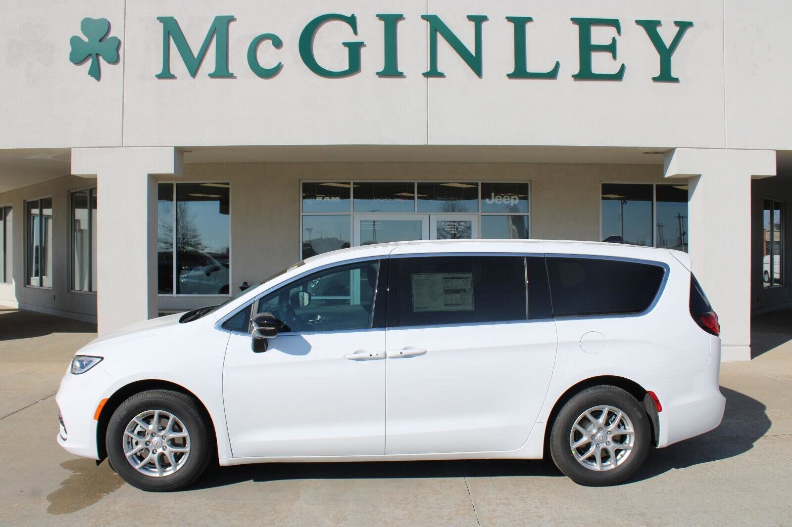 2026 CHRYSLER Pacifica