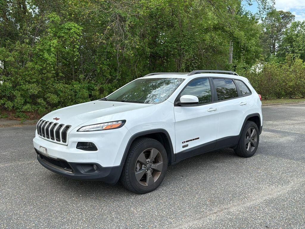 2017 JEEP Cherokee