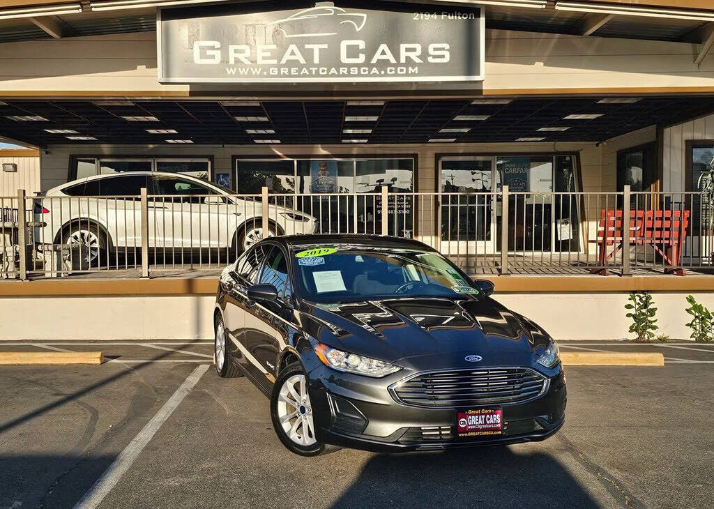 2019 FORD Fusion