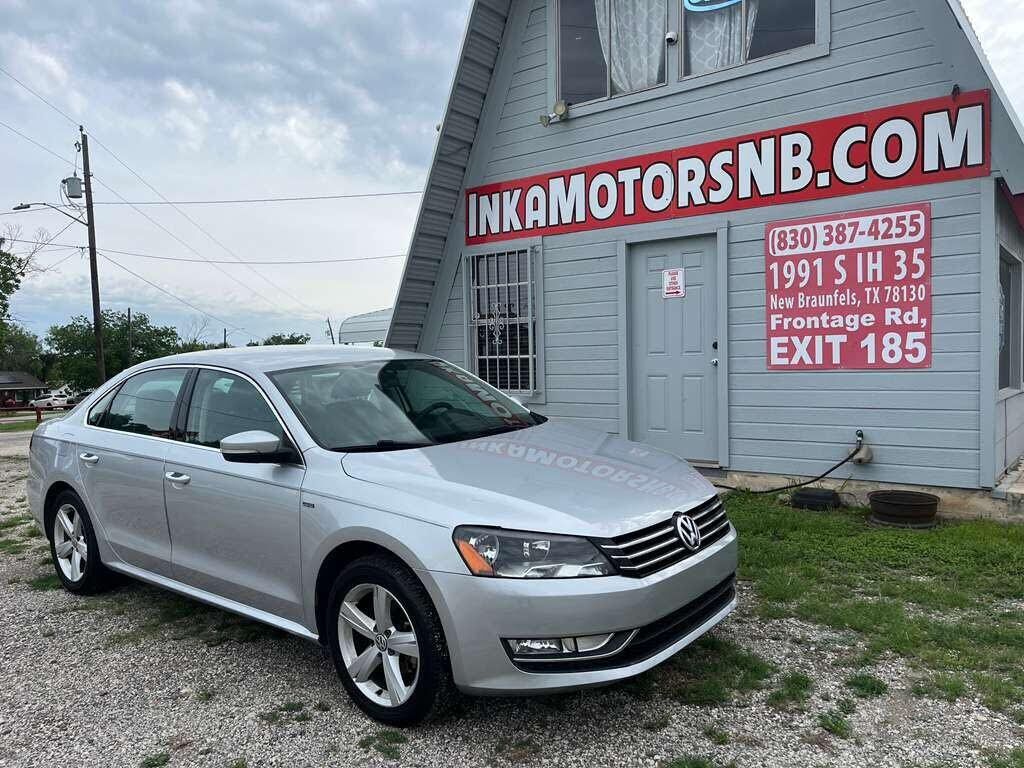 2015 VOLKSWAGEN Passat