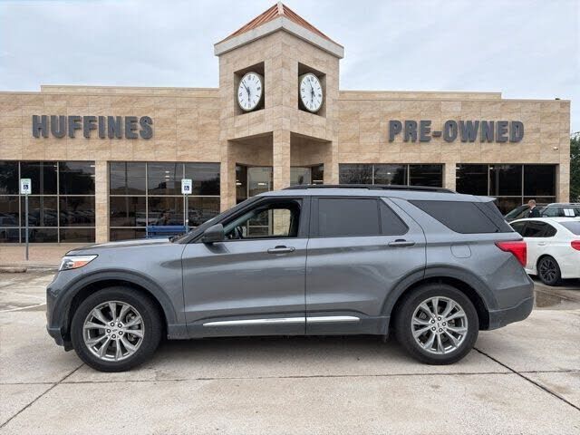 2021 FORD Explorer