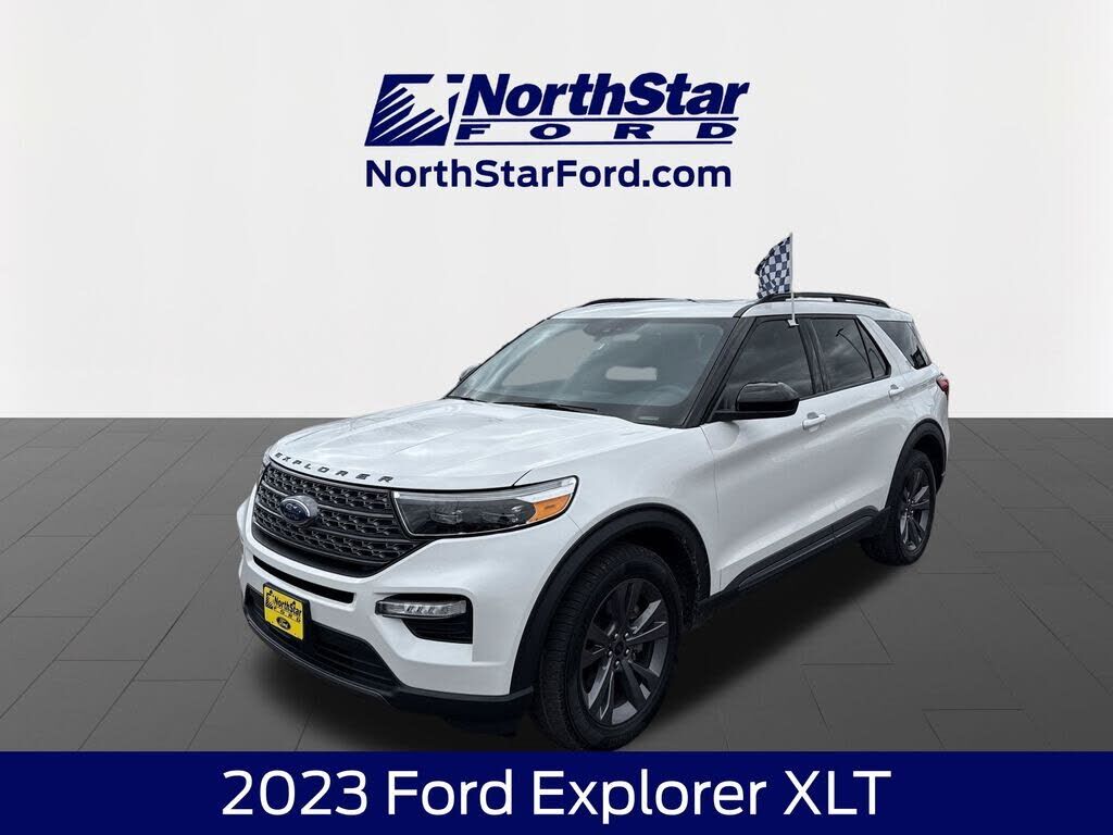 2023 FORD Explorer