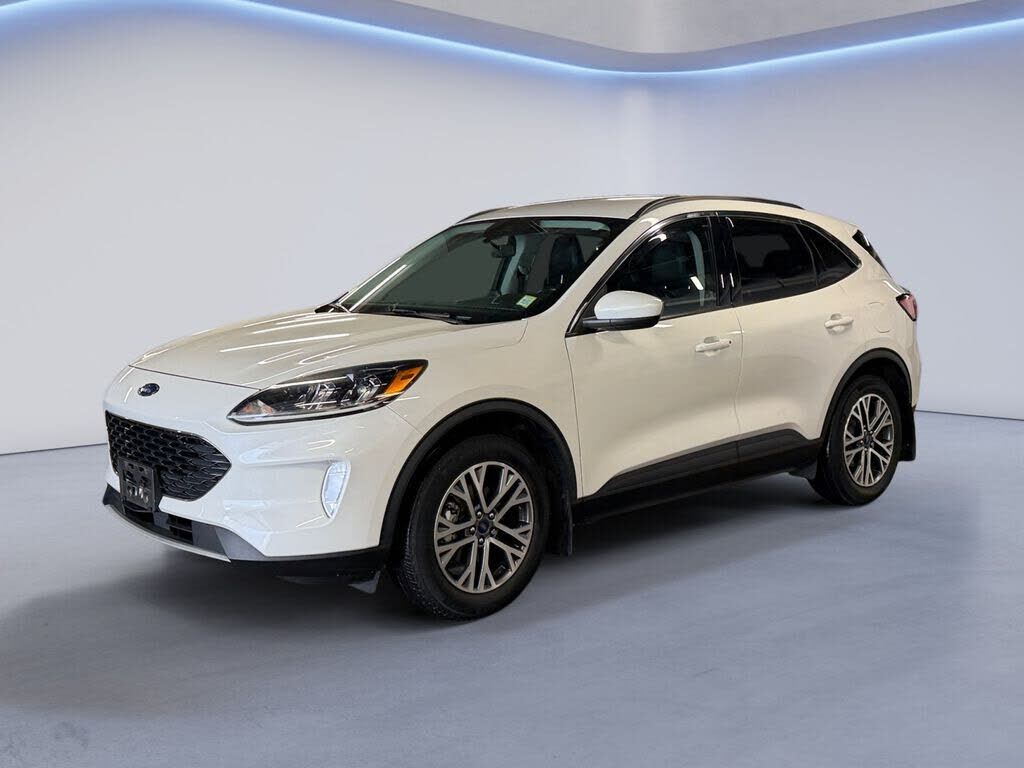 2021 FORD Escape