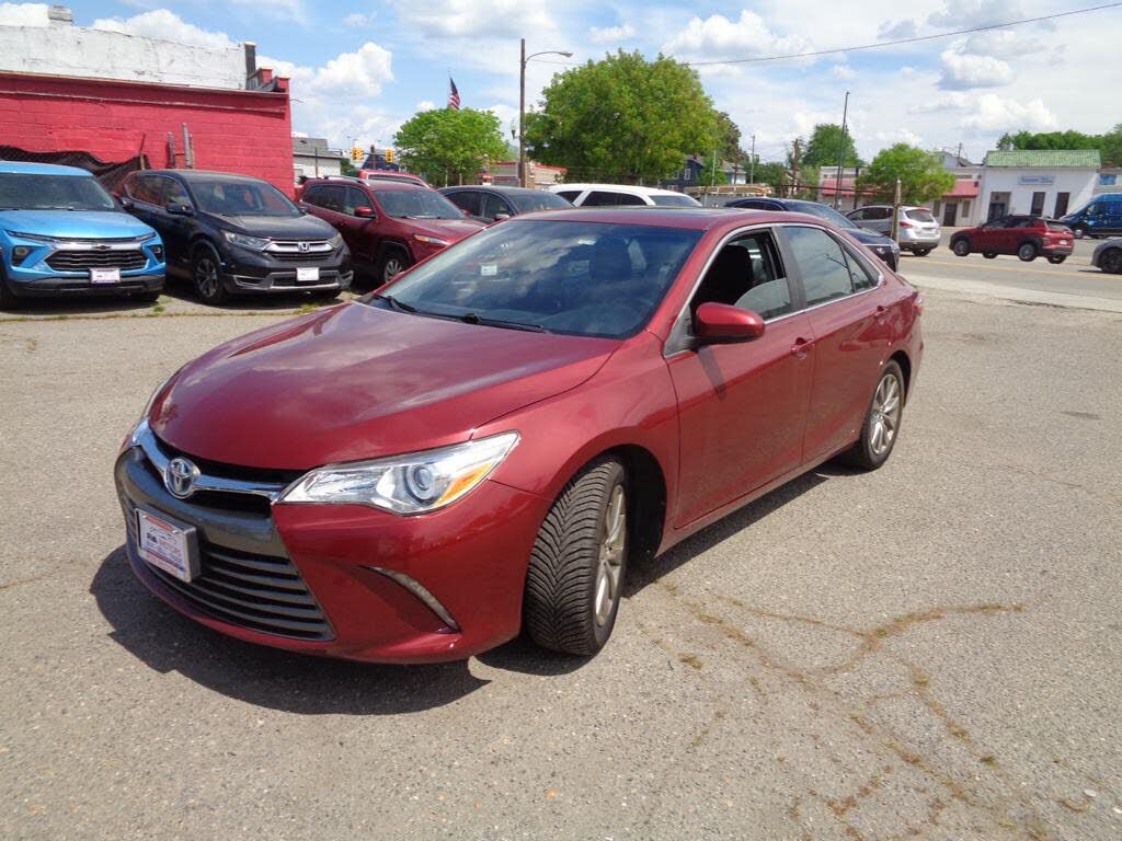 2015 TOYOTA Camry