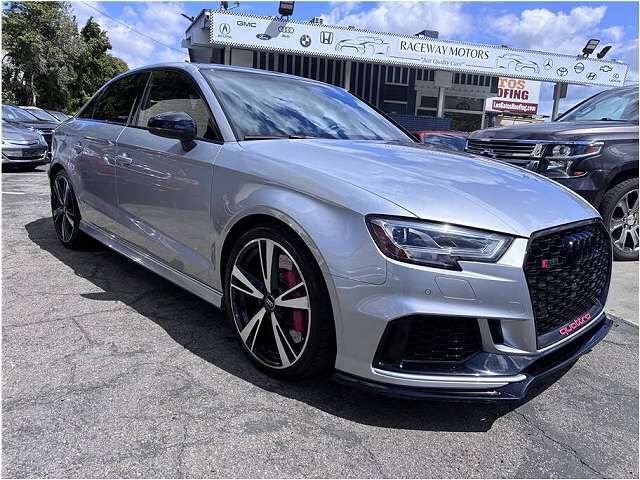 2018 AUDI RS3