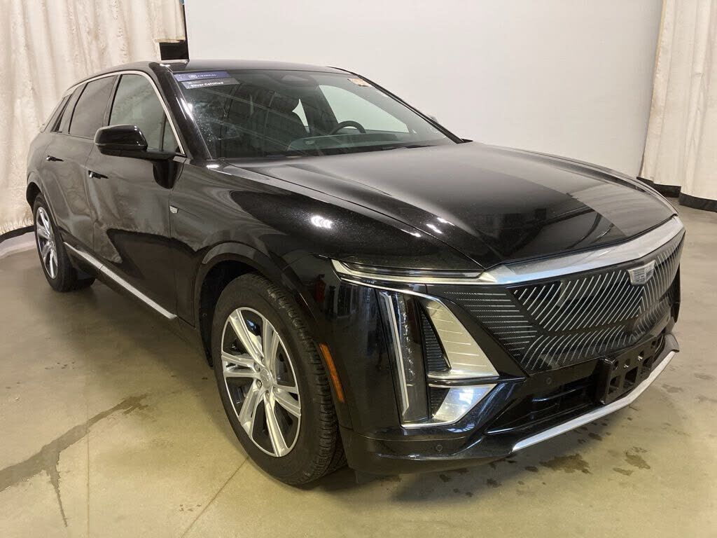 2024 CADILLAC Lyriq