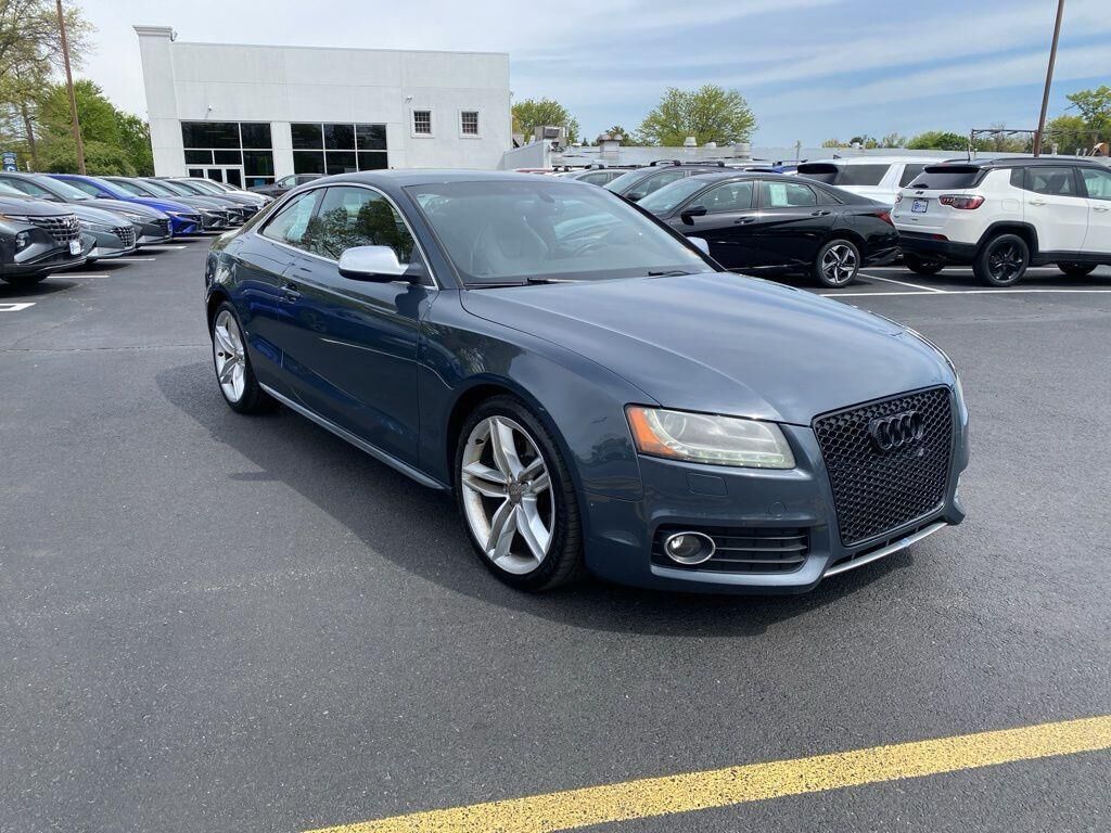 2011 AUDI S5