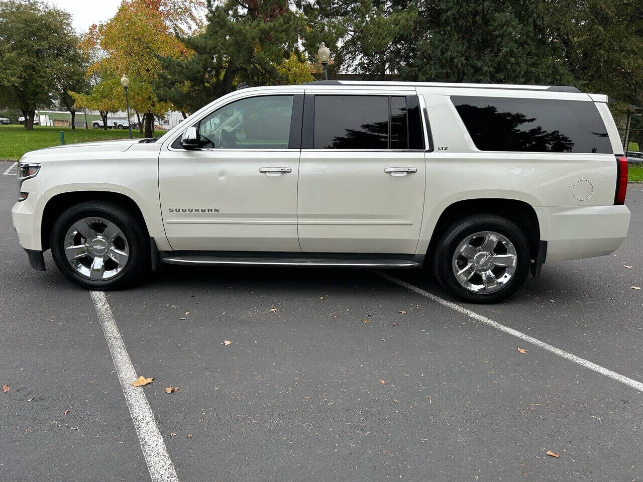 2015 CHEVROLET Suburban