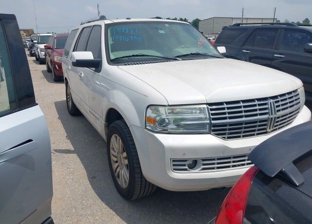 2012 LINCOLN Navigator