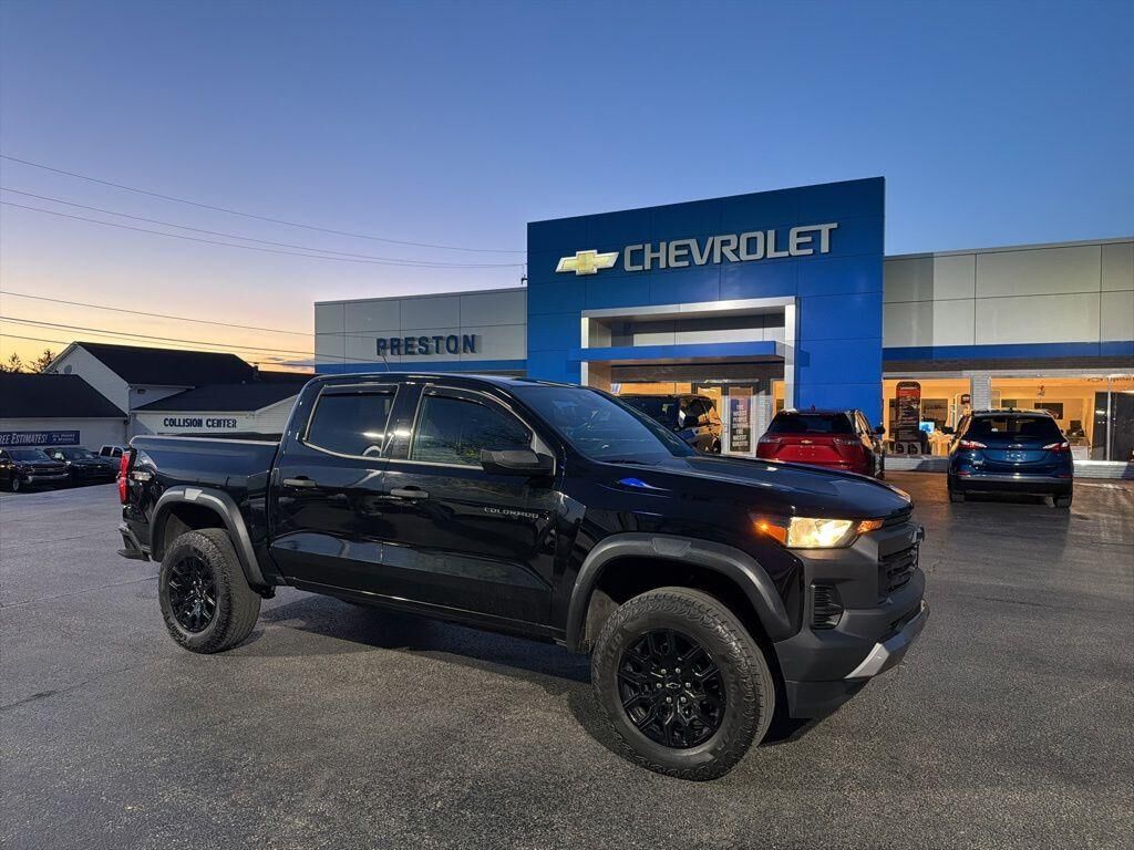 2023 CHEVROLET Colorado