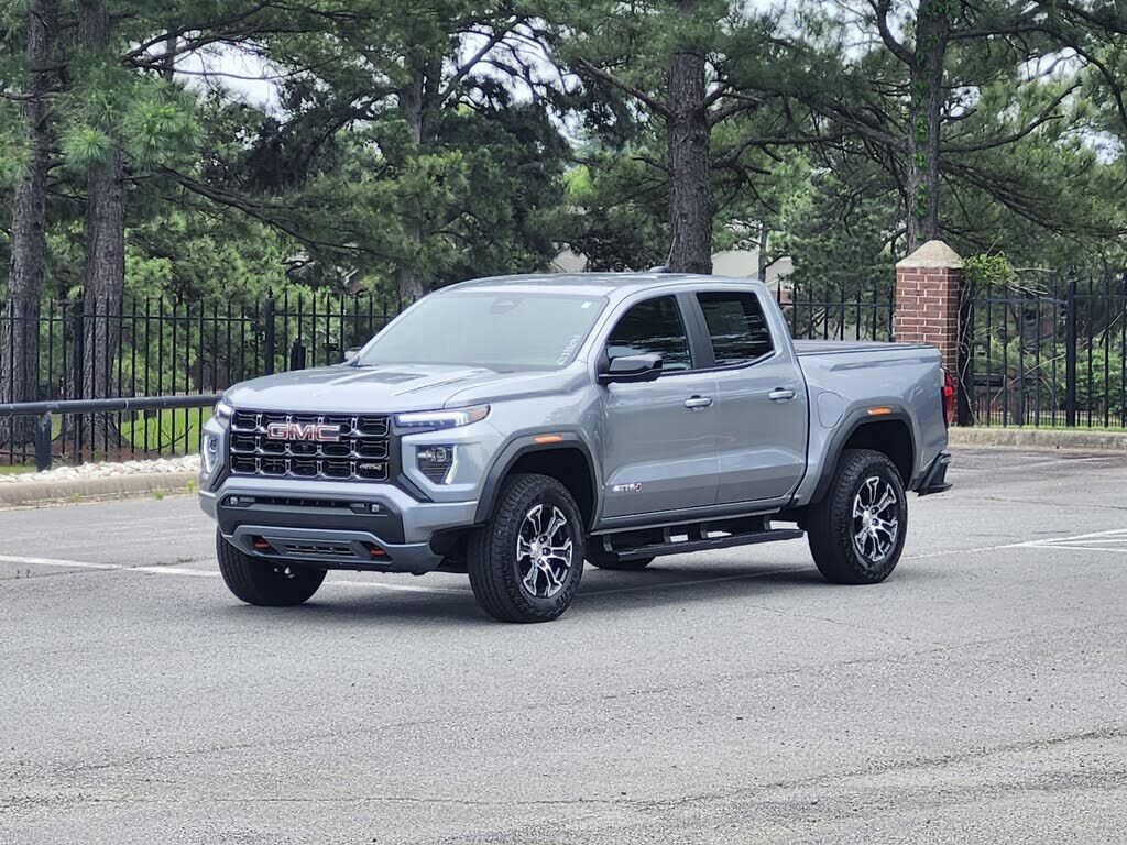 2024 GMC Canyon