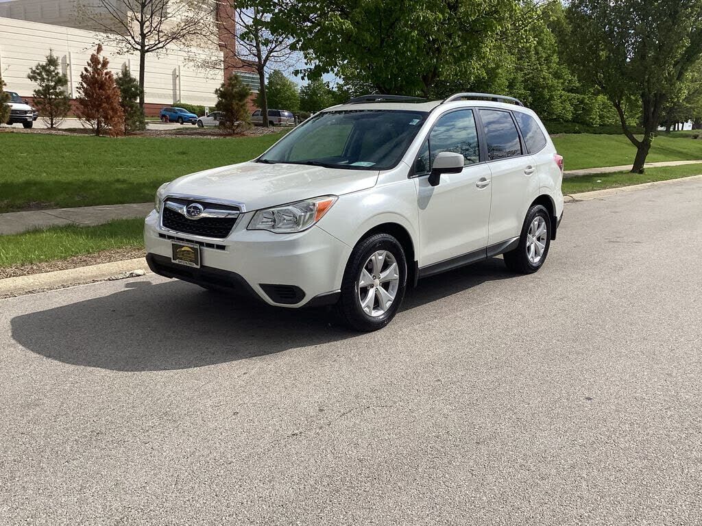 2015 SUBARU Forester