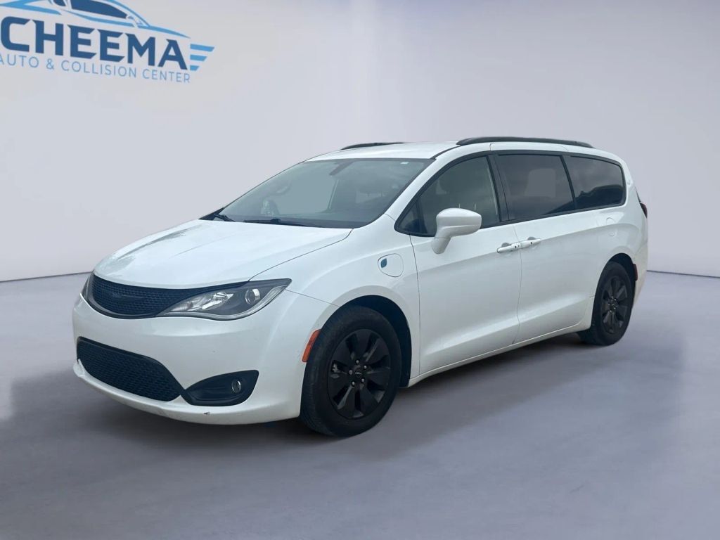 2020 CHRYSLER Pacifica