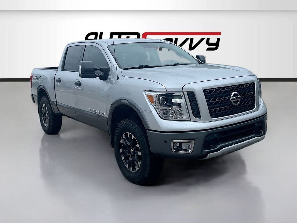 2019 NISSAN Titan