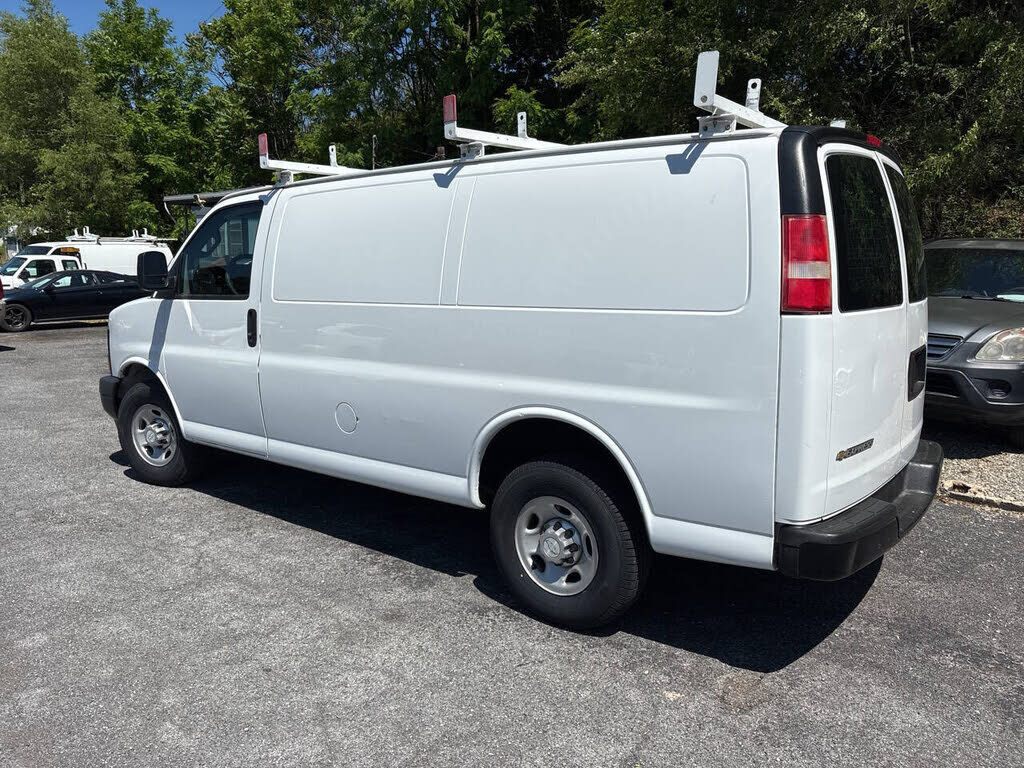 2017 CHEVROLET Express