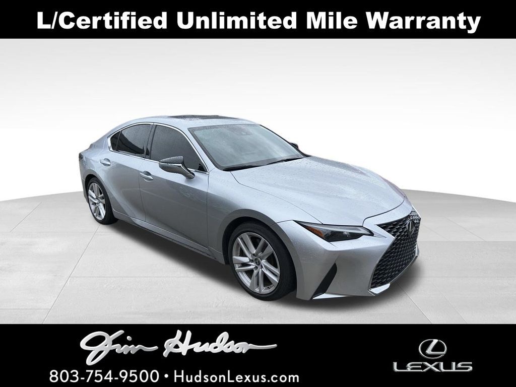 2021 LEXUS IS