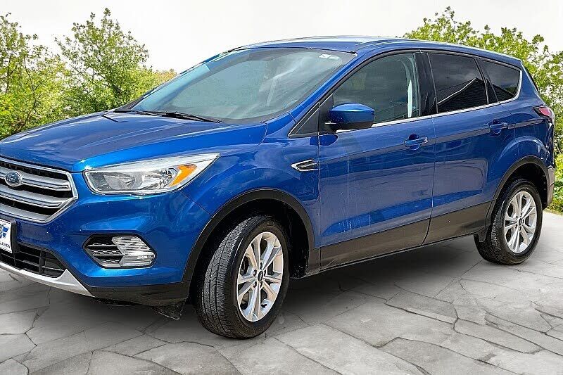 2017 FORD Escape