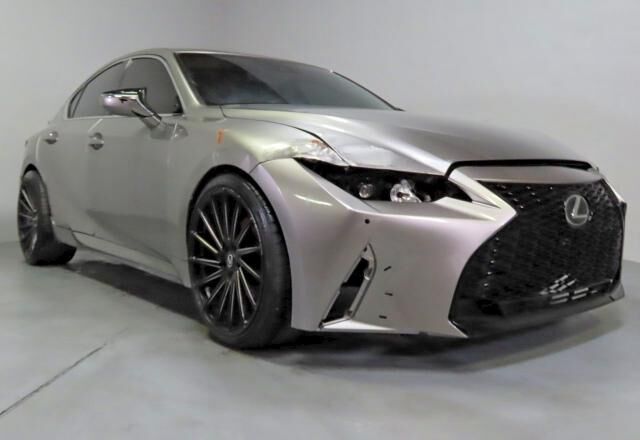 2021 LEXUS IS