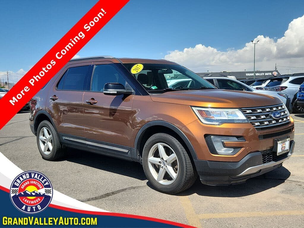 2017 FORD Explorer