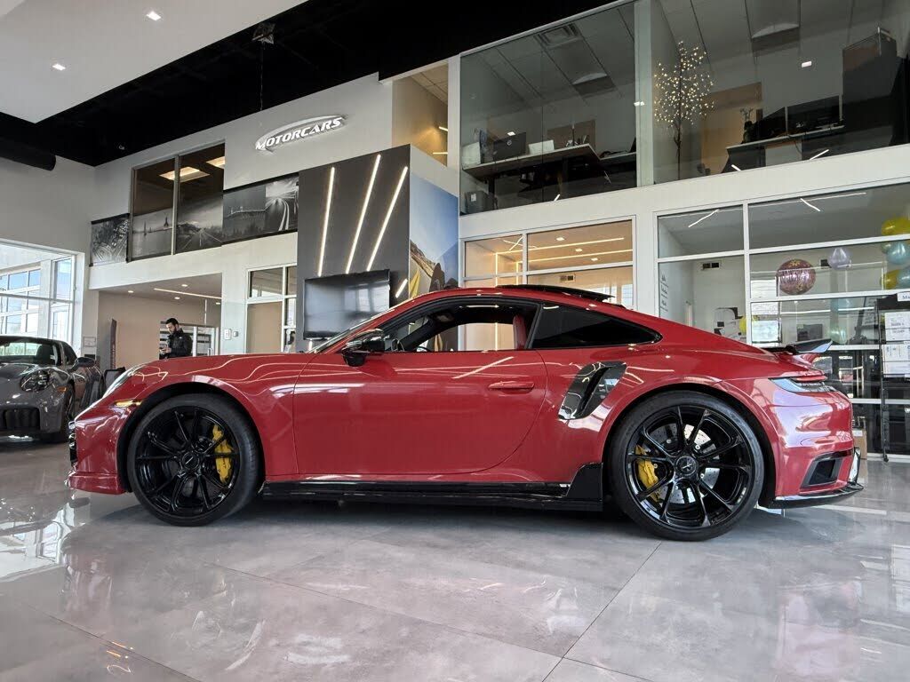 2021 PORSCHE 911