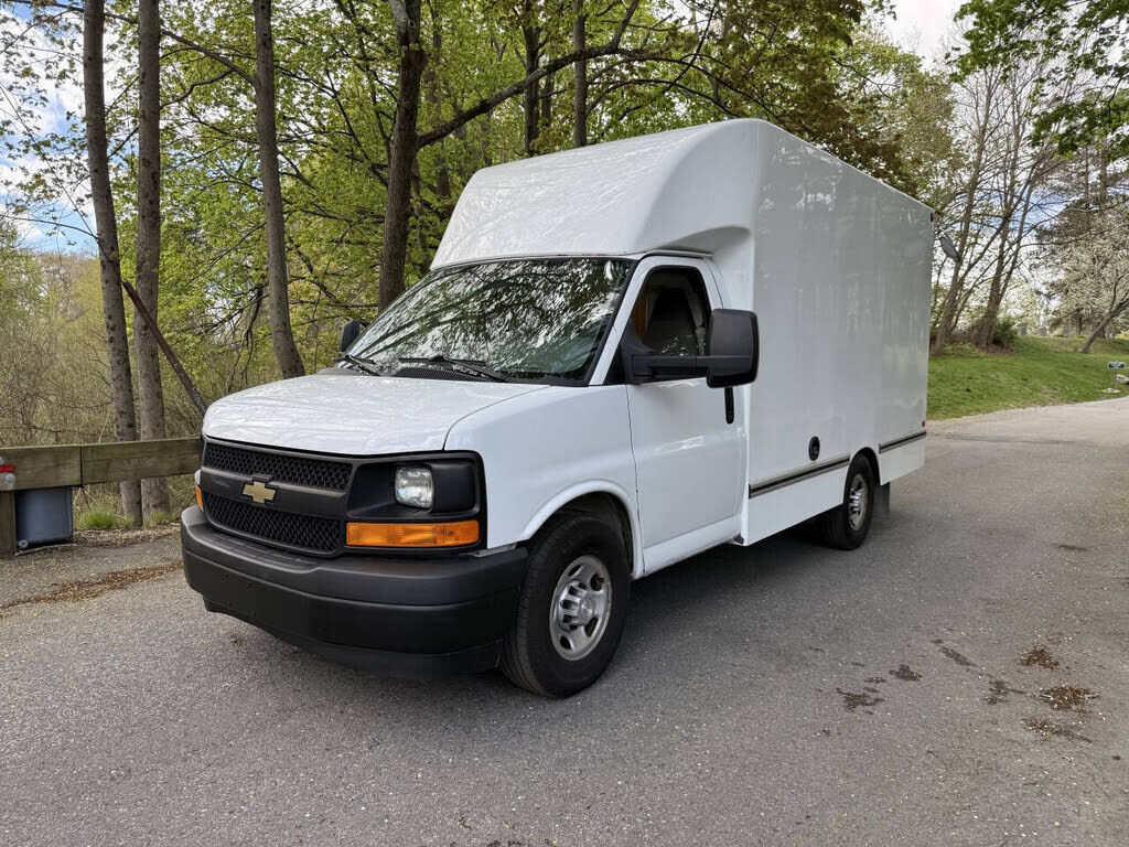 2017 CHEVROLET Express