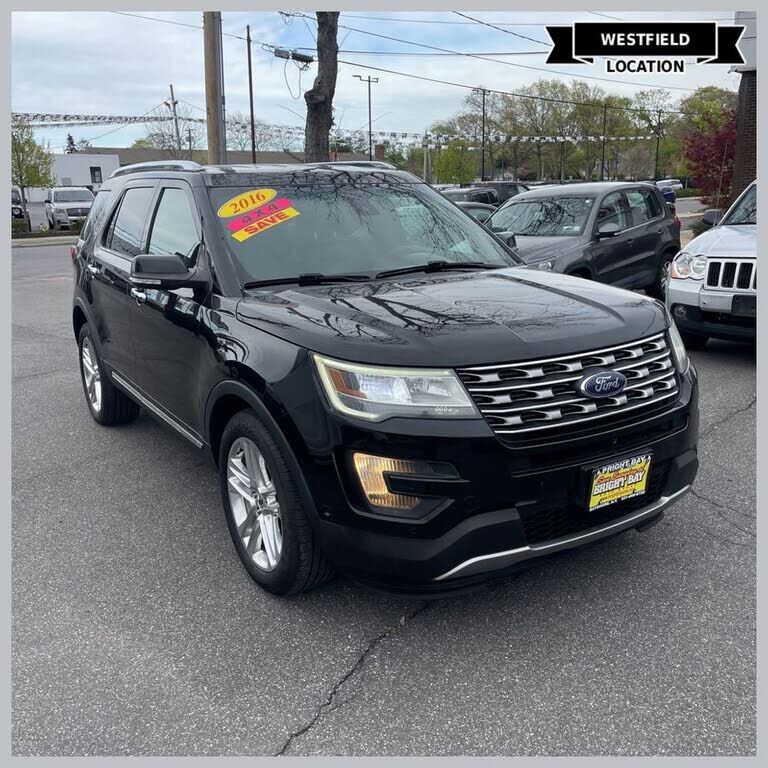 2016 FORD Explorer