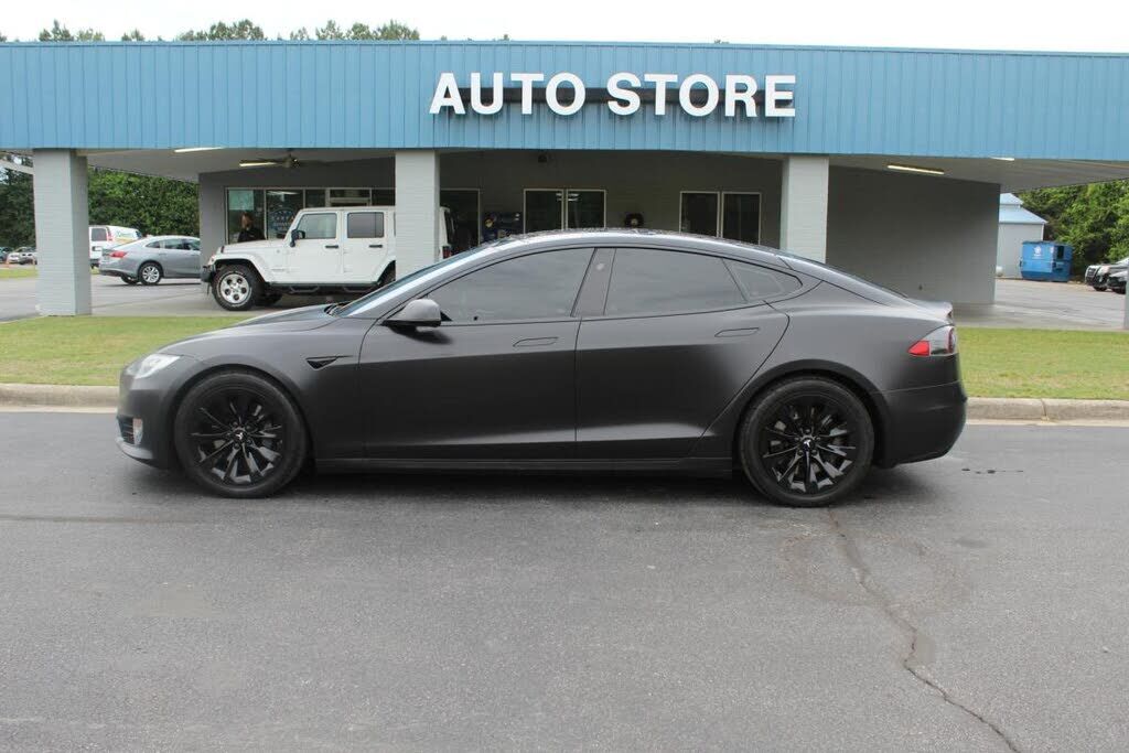 2016 TESLA Model S