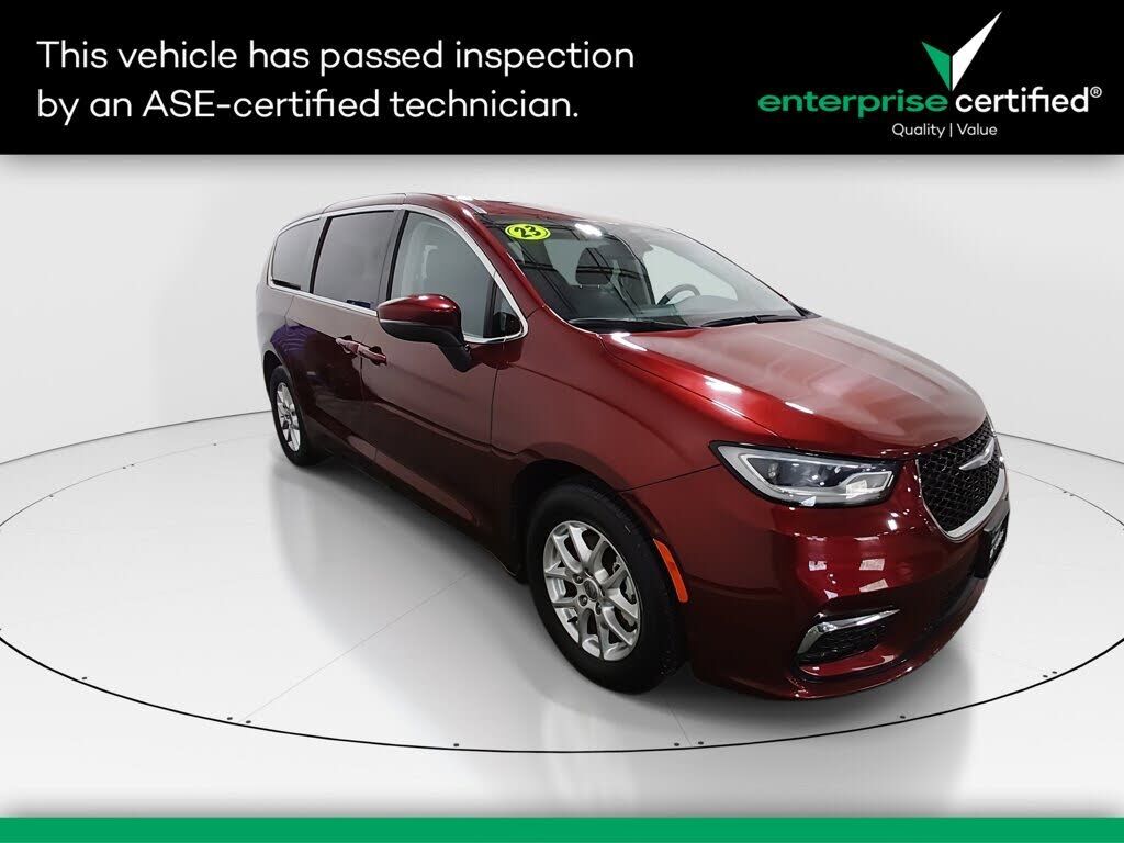 2023 CHRYSLER Pacifica