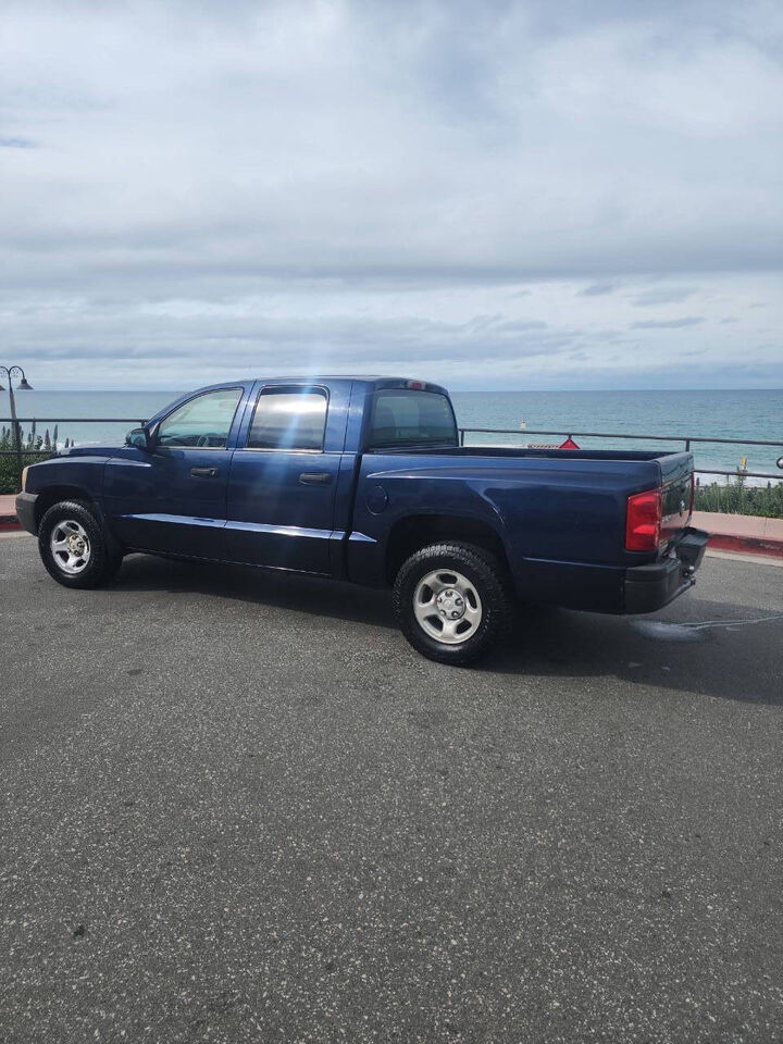 2005 DODGE Dakota