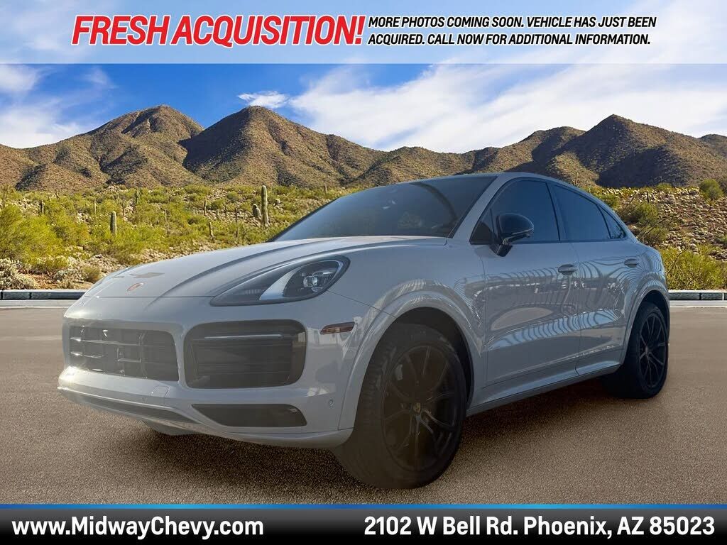 2022 PORSCHE Cayenne