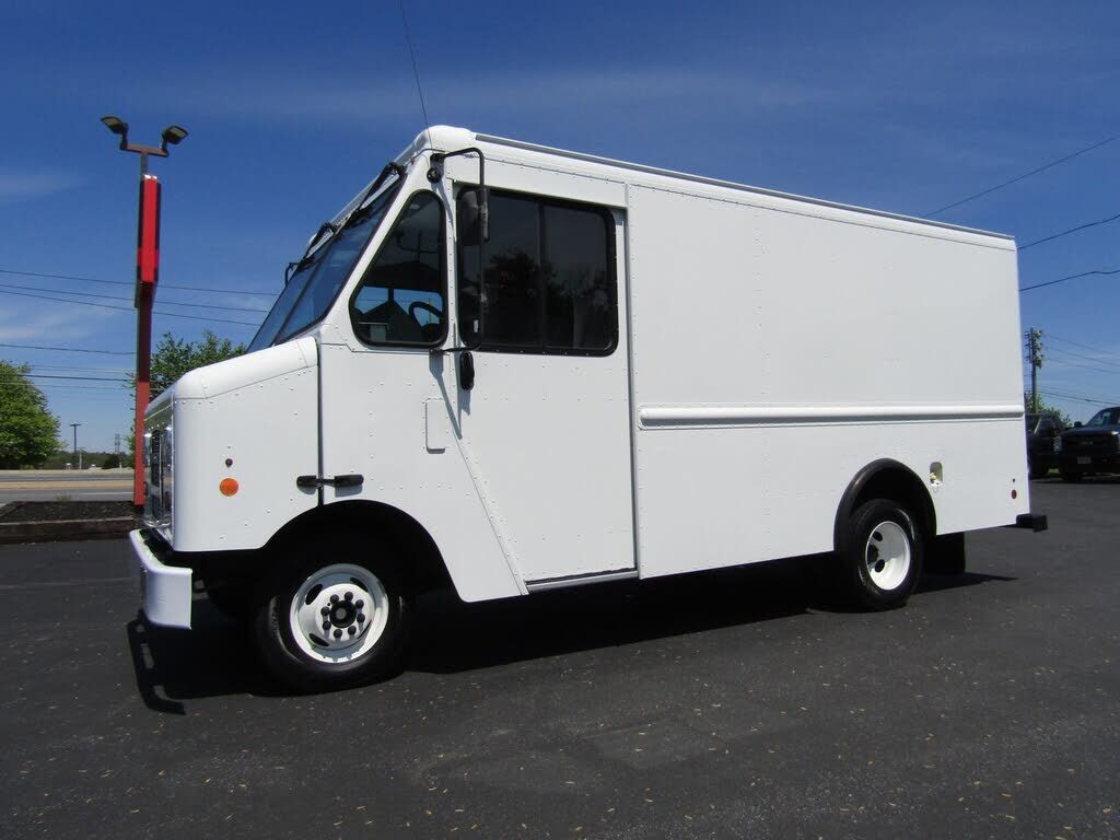 2016 FORD E-350