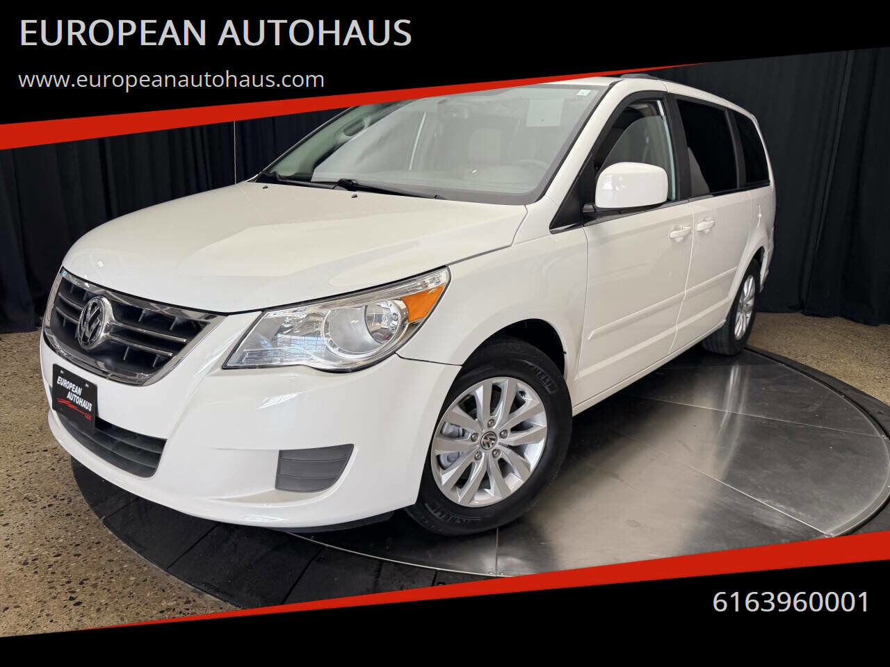 2012 VOLKSWAGEN Routan