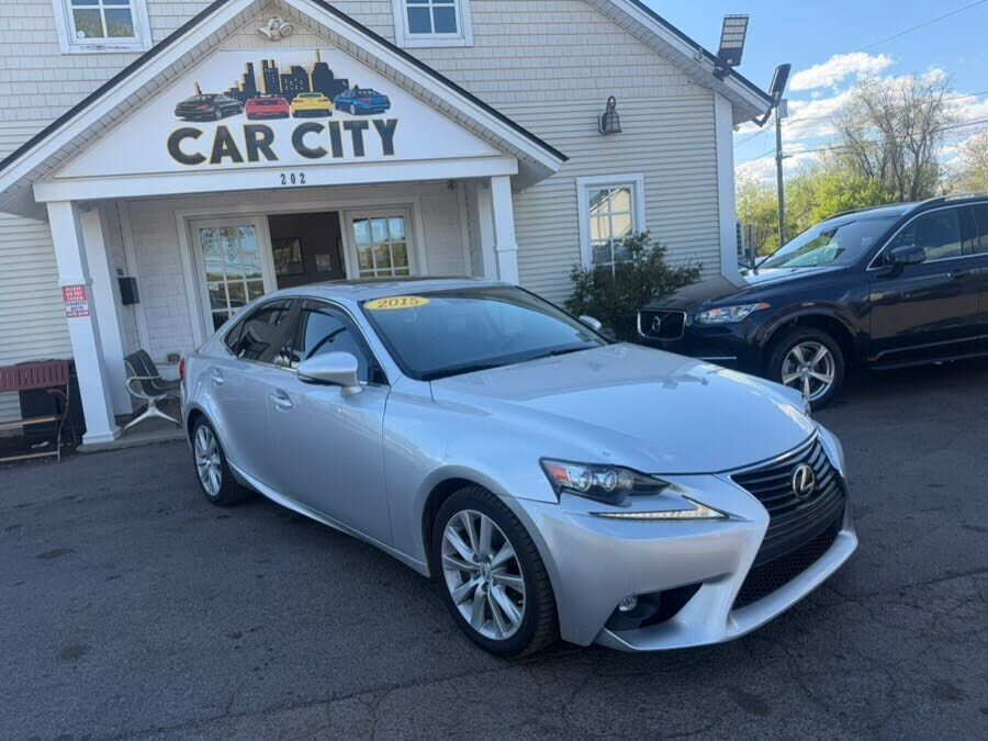 2015 LEXUS IS