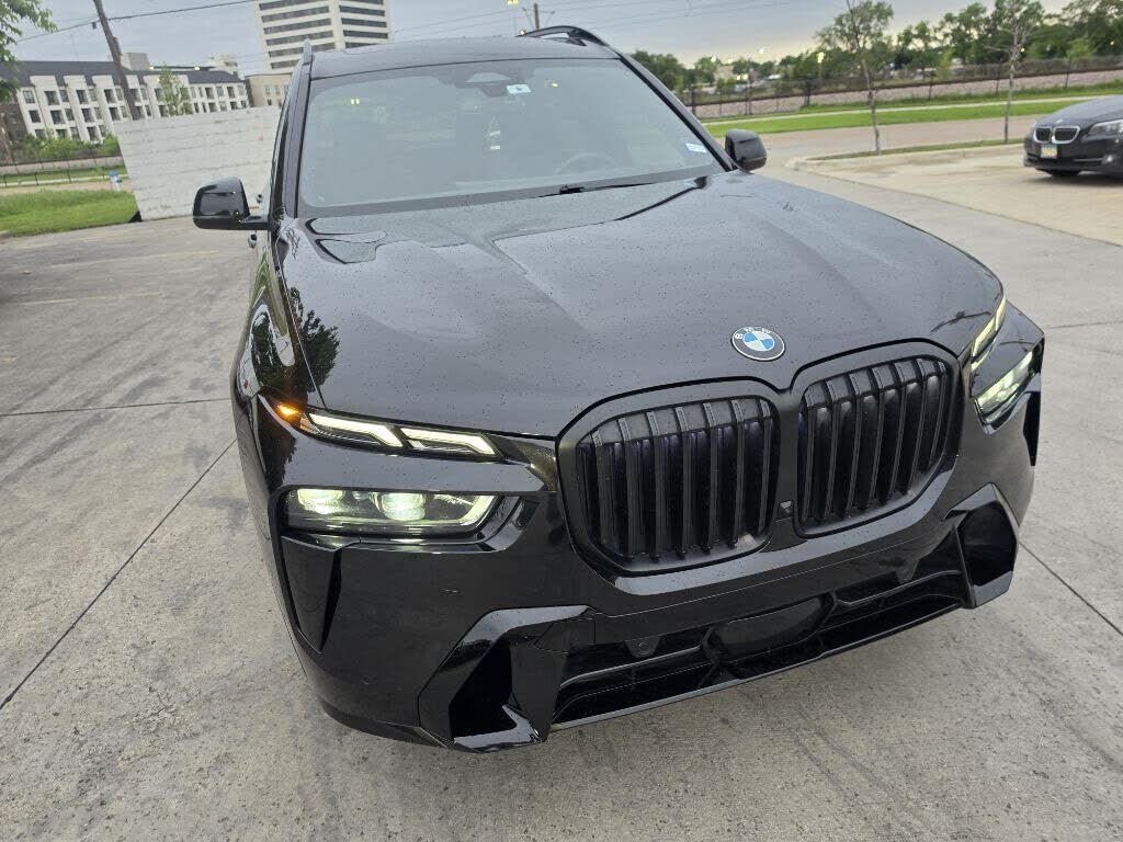 2024 BMW X7