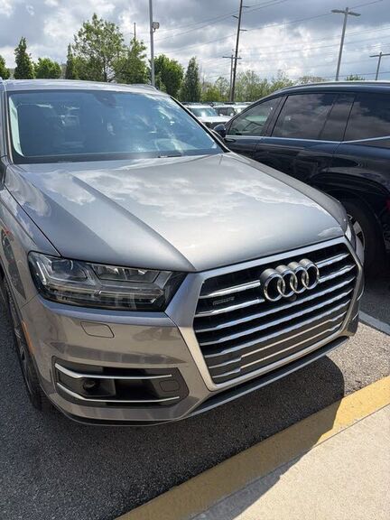 2018 AUDI Q7