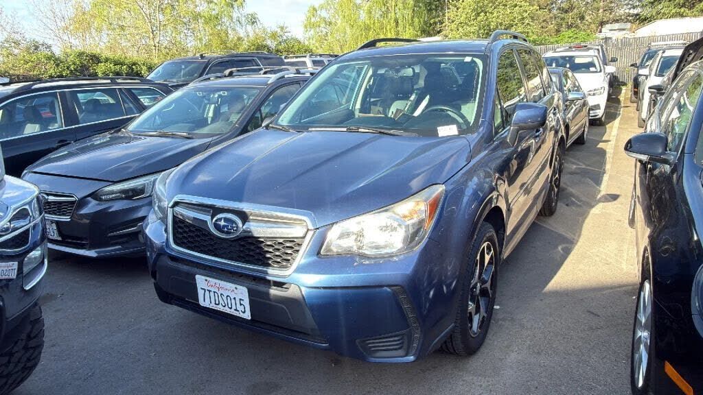 2014 SUBARU Forester
