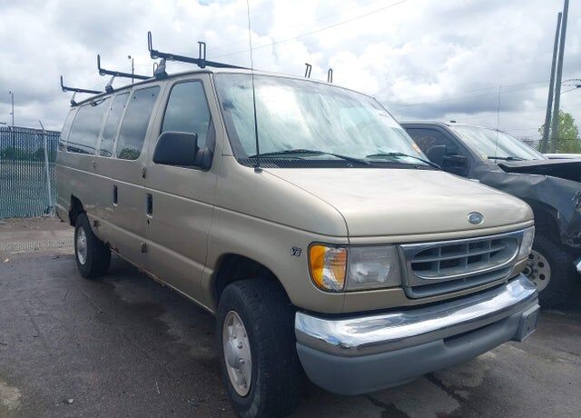 2000 FORD E-350