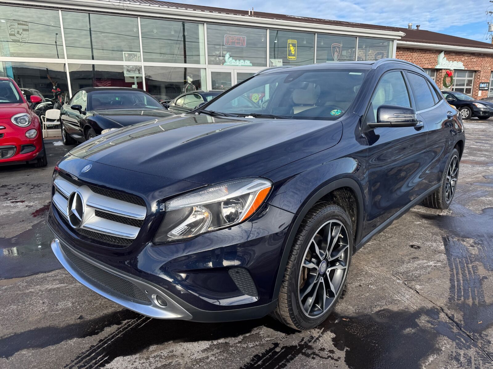 2017 MERCEDES-BENZ GLA-Class