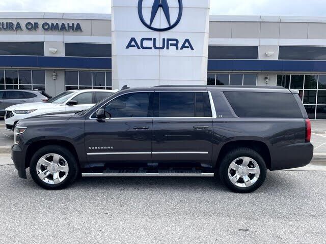 2018 CHEVROLET Suburban