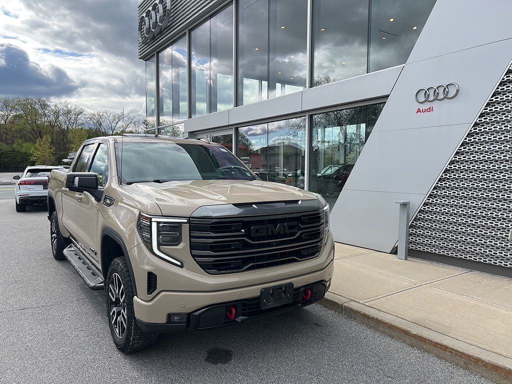 2023 GMC Sierra