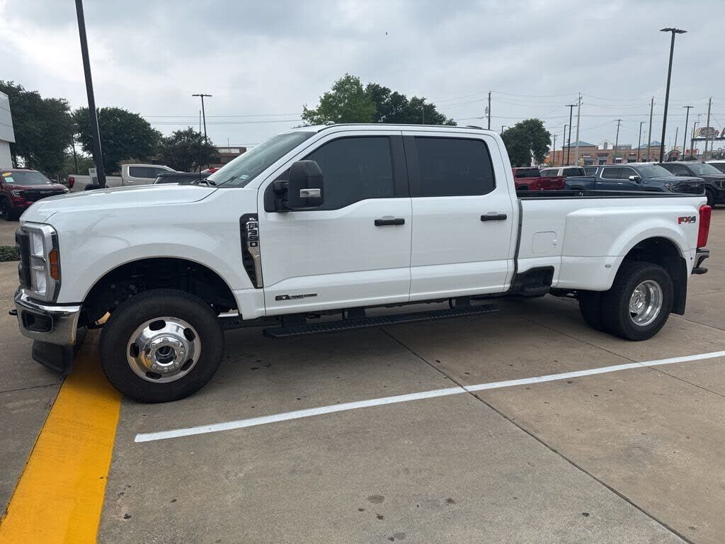 2024 FORD F-350