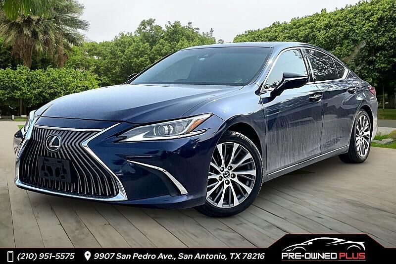 2020 LEXUS ES